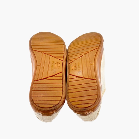 Ben Sherman Tan Canvas Slip-on Shoes Size 9 - Picture 7 of 7